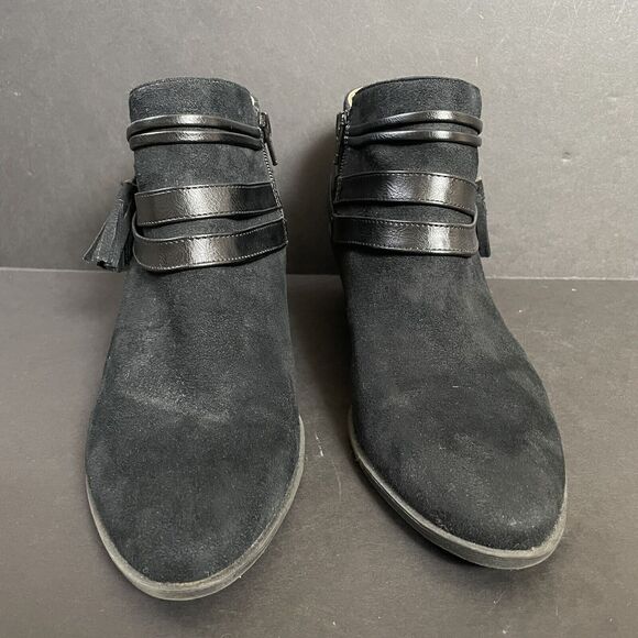 LifeStride Women's Paloma Ankle Booties Black Micro Suede Tassels Size 9.5M - Picture 2 of 7